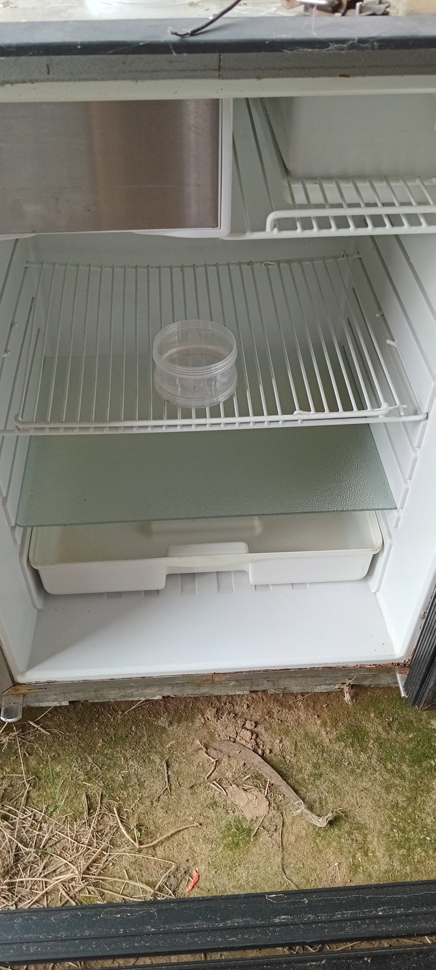 Isotherm 12 volt fridge secondhand