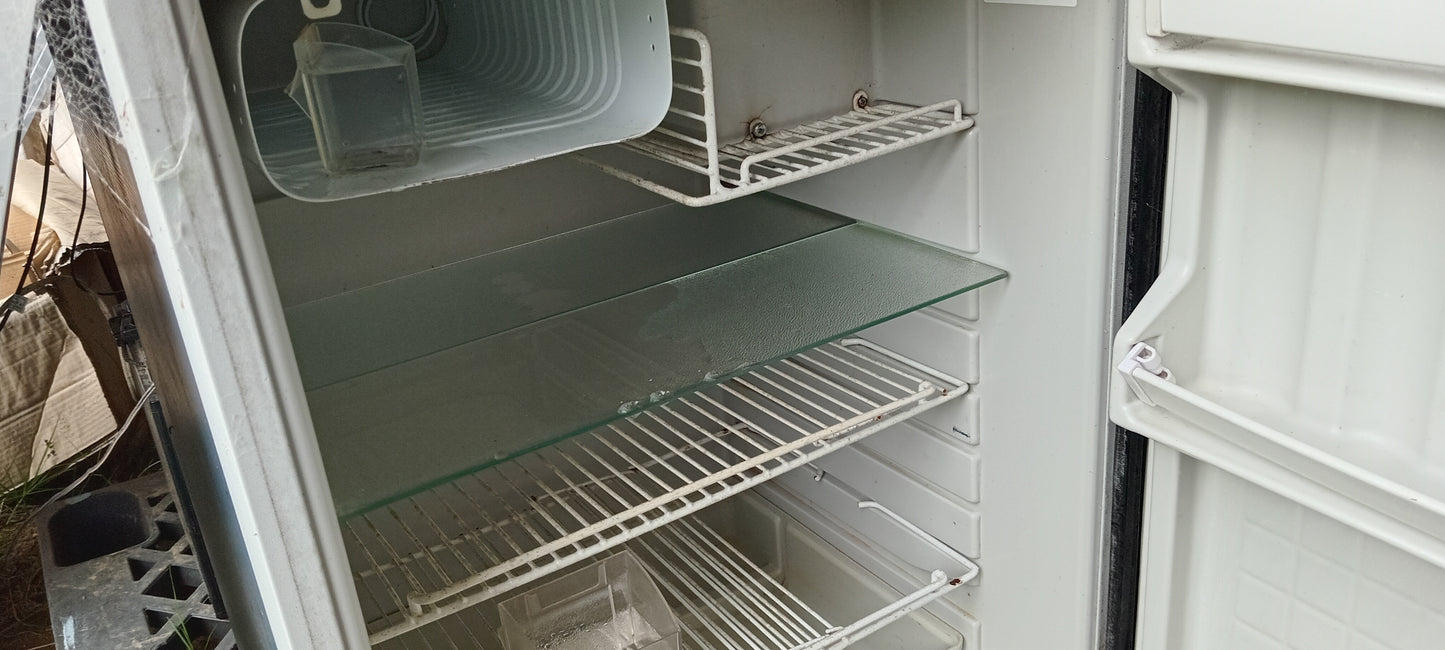 Isotherm 12 volt fridge secondhand