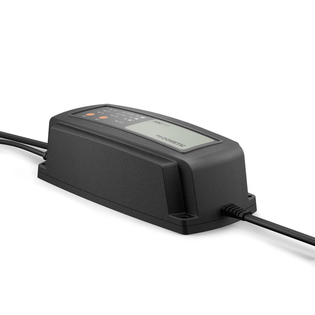 Dometic 10 amp portable battery charger